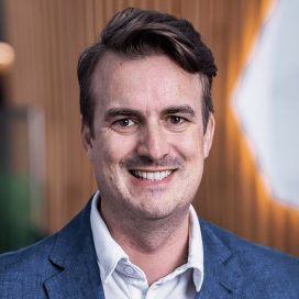 Reinhard-Eisl_CELUM_800px