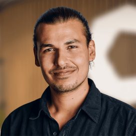 Steve-Lourdesamy_CELUM_800x800p